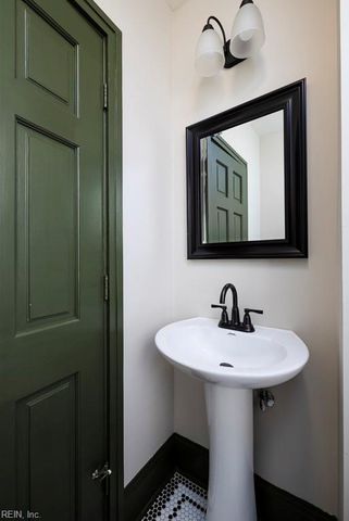 1601 A ST, Portsmouth, VA 23704