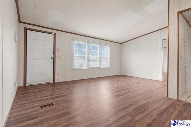 3625 Summertree Dr., Florence, SC 29506