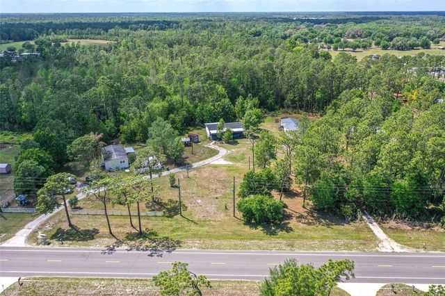 17822 COMMONWEALTH AVENUE N, Polk City, FL 33868