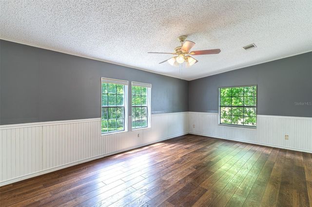 17822 COMMONWEALTH AVENUE N, Polk City, FL 33868