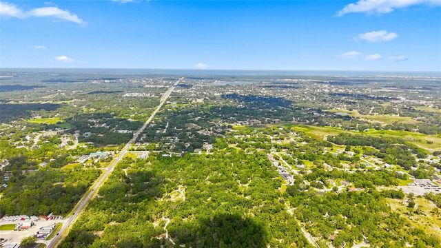 8439 COUNTY LINE ROAD, Spring Hill, FL 34608