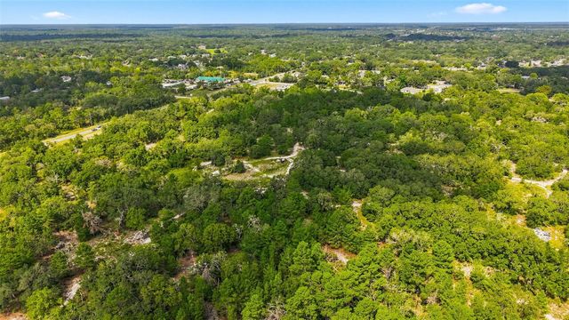 8439 COUNTY LINE ROAD, Spring Hill, FL 34608