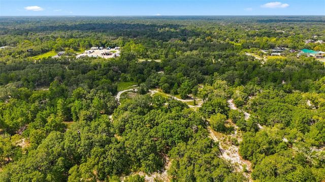 8439 COUNTY LINE ROAD, Spring Hill, FL 34608