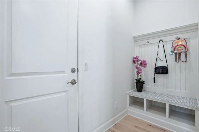24364 W Clear Creek, West Hills, CA 91304