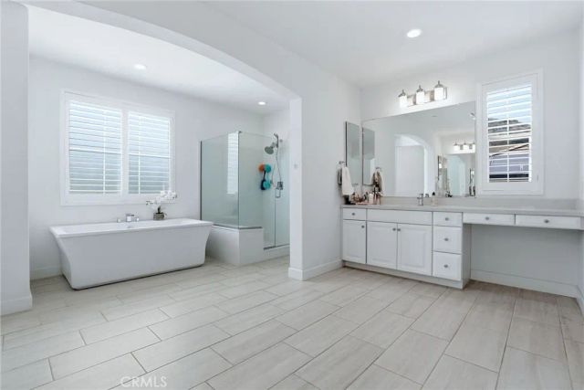24364 W Clear Creek, West Hills, CA 91304