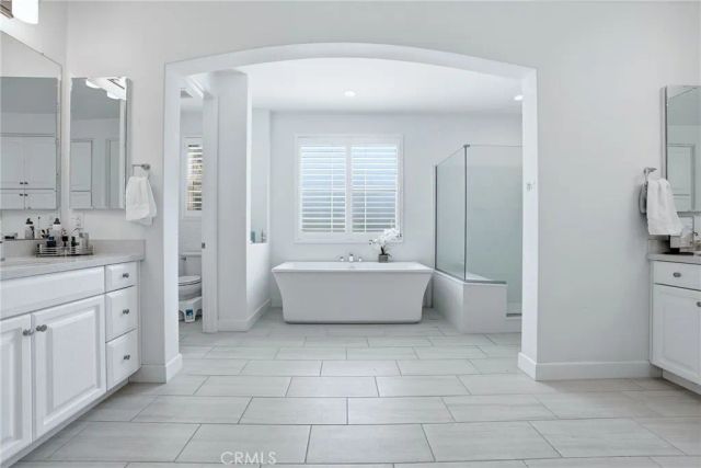 24364 W Clear Creek, West Hills, CA 91304