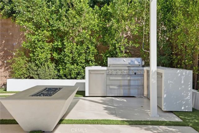 24364 W Clear Creek, West Hills, CA 91304