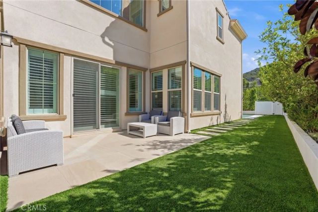 24364 W Clear Creek, West Hills, CA 91304