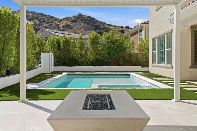 24364 W Clear Creek, West Hills, CA 91304