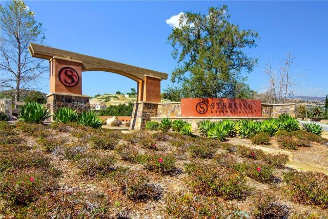 24364 W Clear Creek, West Hills, CA 91304