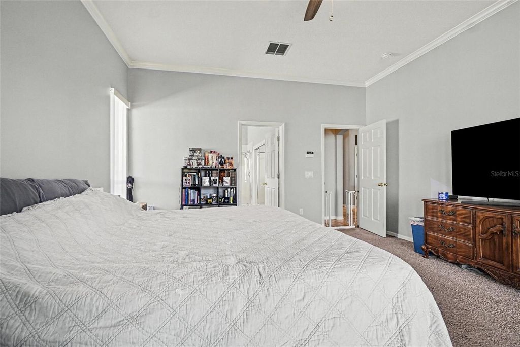 Image 15 of property listing at 2716 WORTHAM LANE, Kissimmee, FL 34744