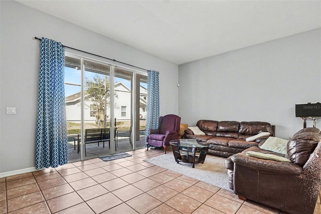 Image 6 of property listing at 2716 WORTHAM LANE, Kissimmee, FL 34744