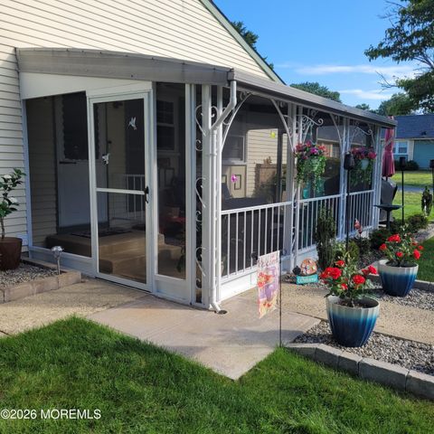 14B Penwood Drive 54A, Whiting, NJ 08759