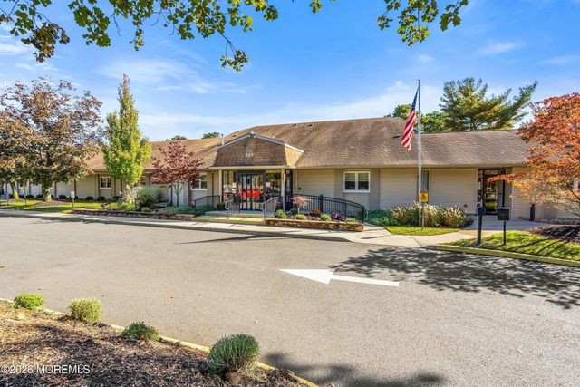 14B Penwood Drive 54A, Whiting, NJ 08759