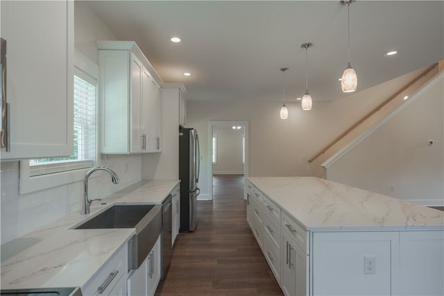 15004 Beacon Ridge Drive, Seneca, SC 29678
