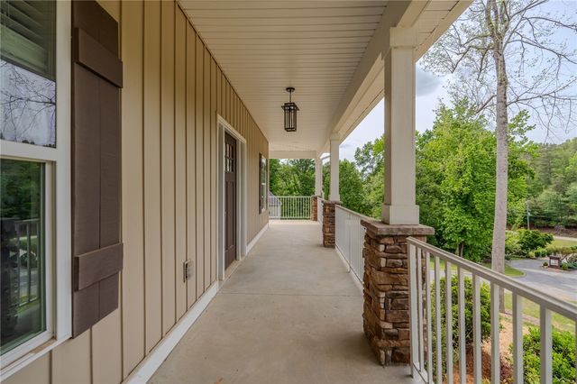 15004 Beacon Ridge Drive, Seneca, SC 29678