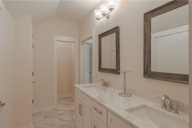 15004 Beacon Ridge Drive, Seneca, SC 29678