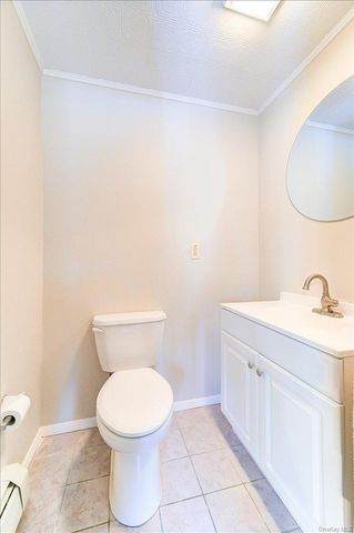 207 Butter Hill Drive, New Windsor, NY 12553