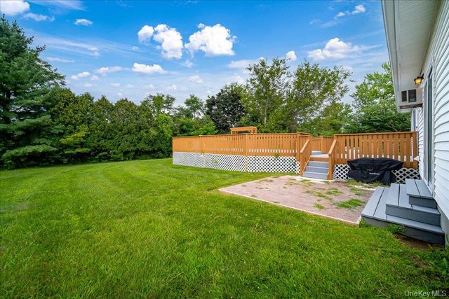 207 Butter Hill Drive, New Windsor, NY 12553