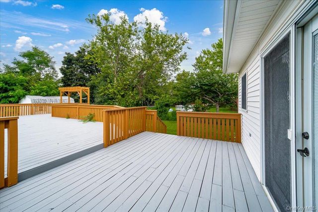207 Butter Hill Drive, New Windsor, NY 12553