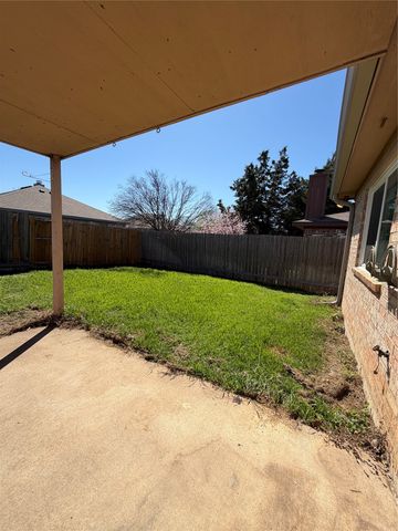 6436 Stonewater Bend Trail, Fort Worth, TX 76179