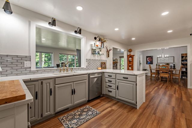 30 Skyline Drive, Murphy, NC 28906