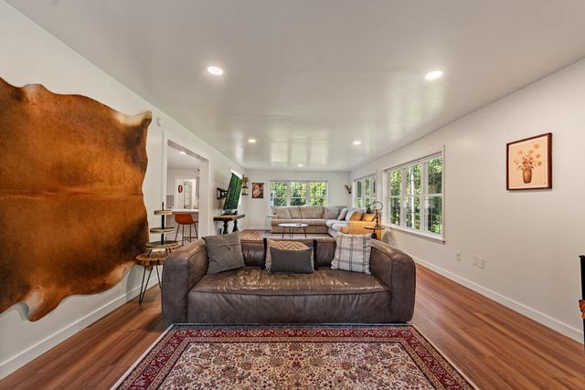 30 Skyline Drive, Murphy, NC 28906
