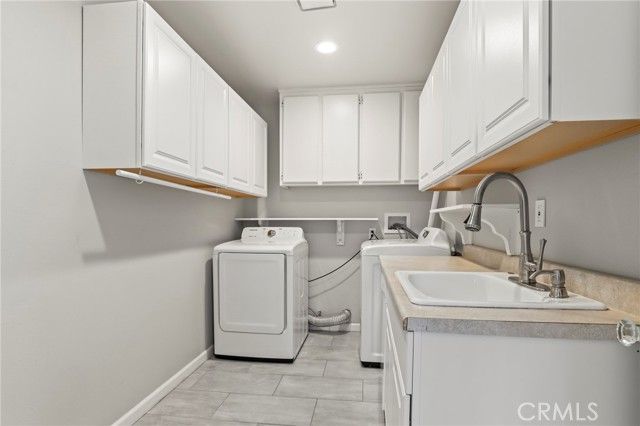 272 Manzanita, Thousand Oaks, CA 91361