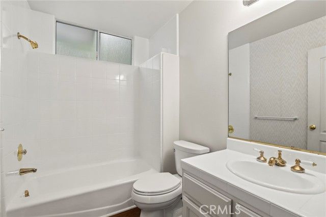 272 Manzanita, Thousand Oaks, CA 91361