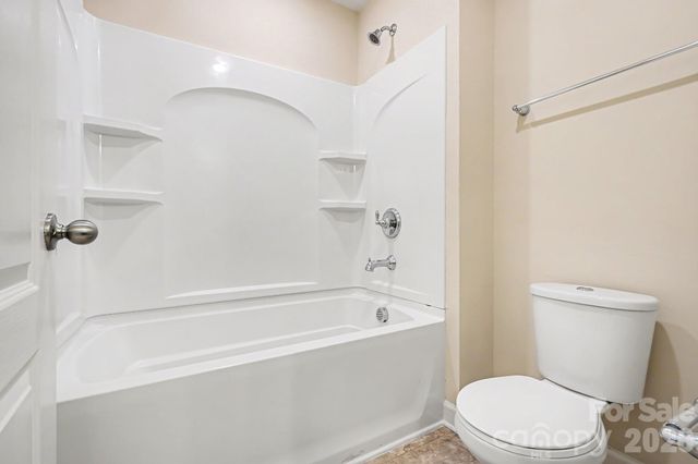 502 Alucio Court, Matthews, NC 28104