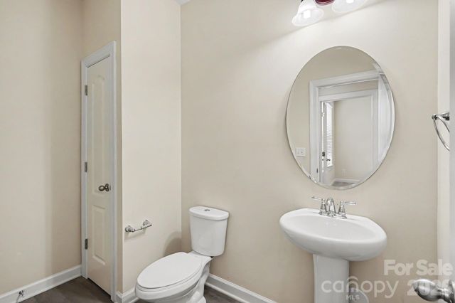 502 Alucio Court, Matthews, NC 28104