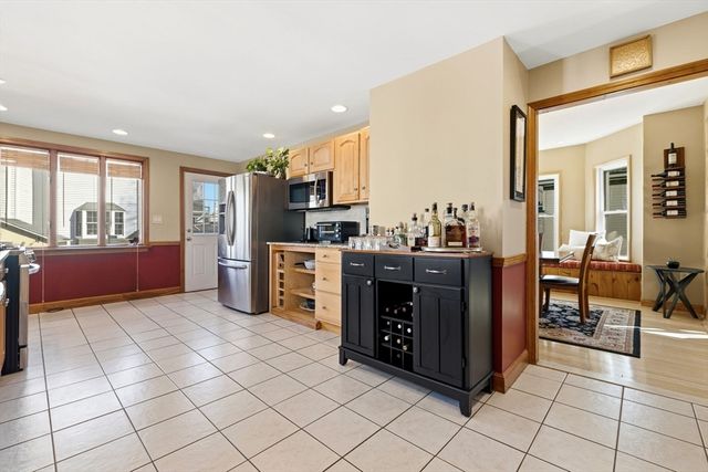 59 Cherry St, Malden, MA 02148