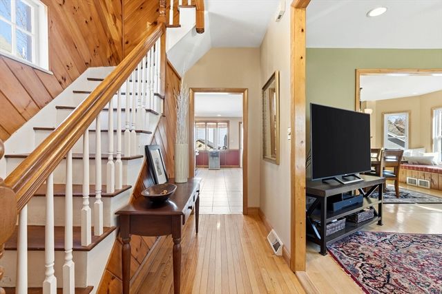 59 Cherry St, Malden, MA 02148