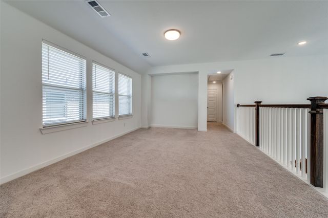 1520 Gelding Drive, Aubrey, TX 76227
