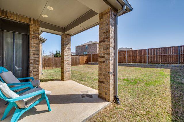 1520 Gelding Drive, Aubrey, TX 76227