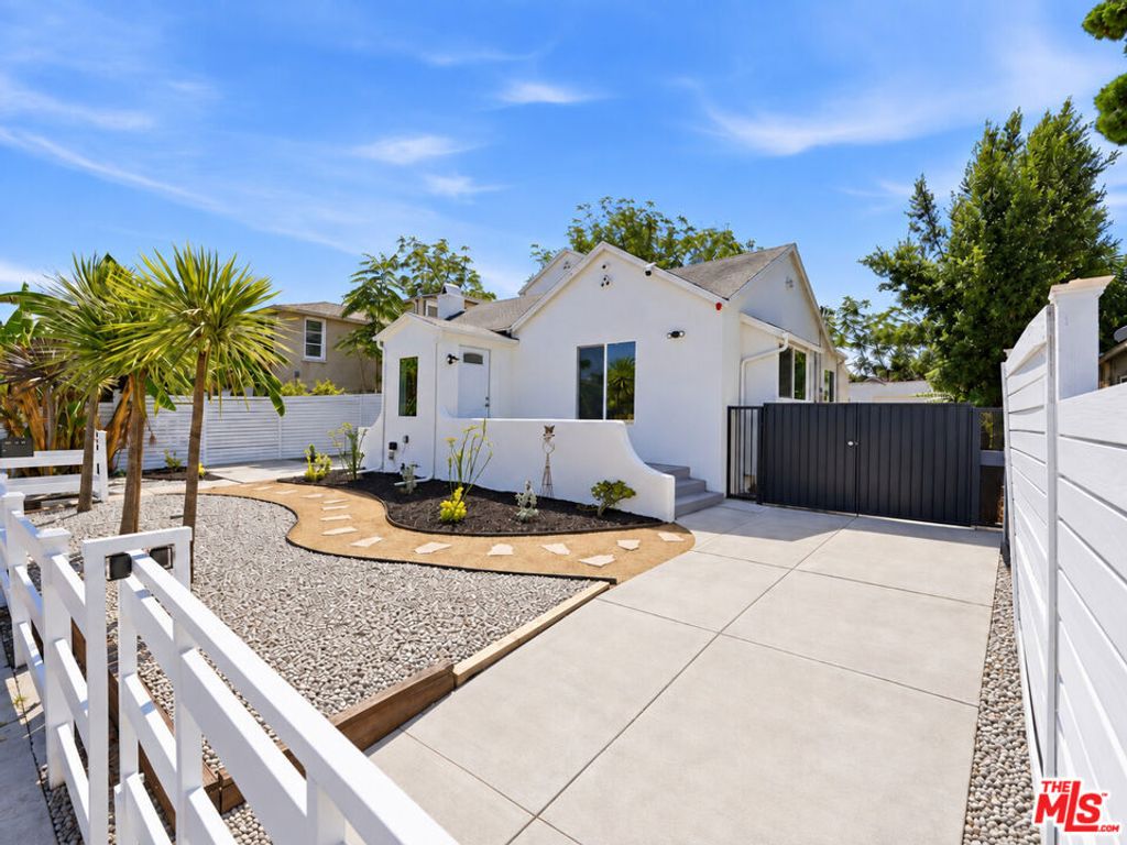 3022 W 73rd Street, Los Angeles, CA 90043 — photo 2
