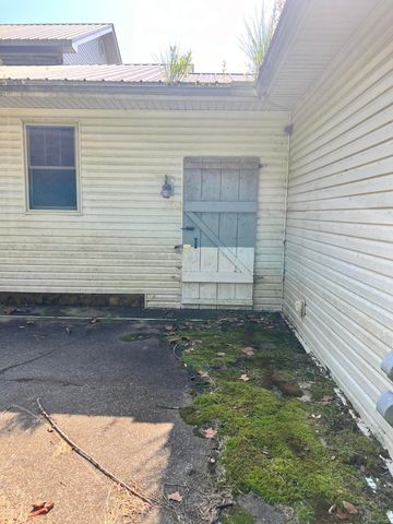 875 Upper Craney Road, Morehead, KY 40351
