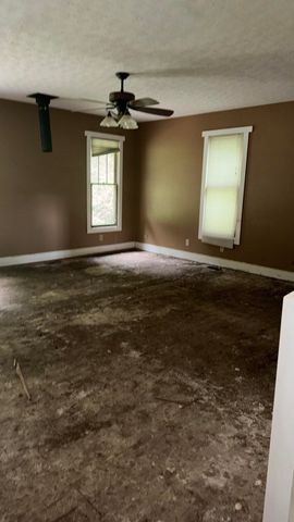 875 Upper Craney Road, Morehead, KY 40351