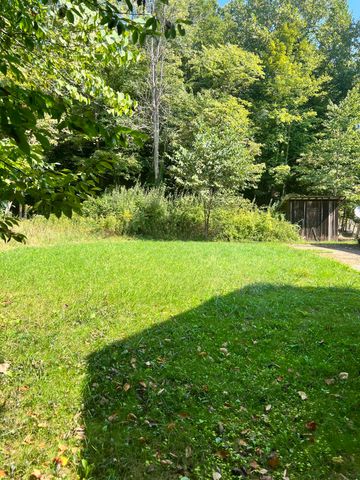 875 Upper Craney Road, Morehead, KY 40351