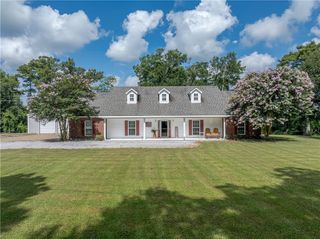 1820 LA 457 Highway, Lecompte, LA 71346