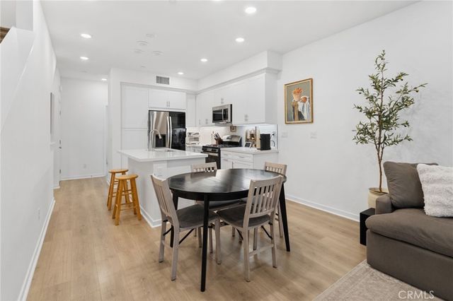 16432 Whittier Boulevard 2, Whittier, CA 90603