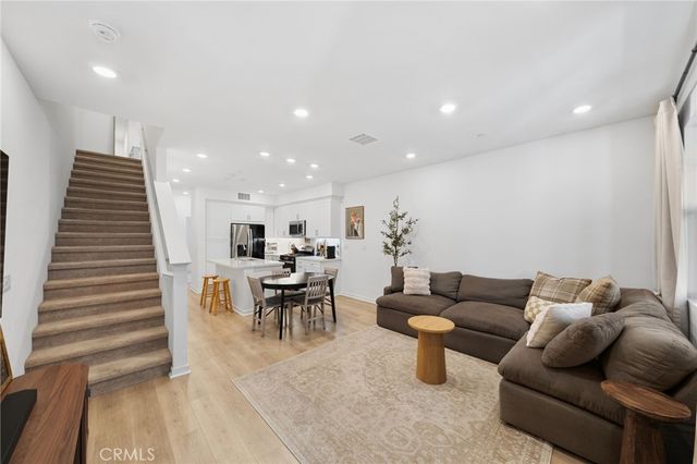 16432 Whittier Boulevard 2, Whittier, CA 90603