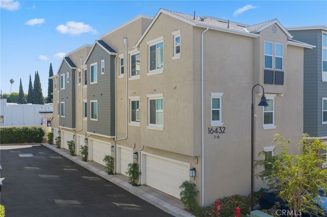 16432 Whittier Boulevard 2, Whittier, CA 90603