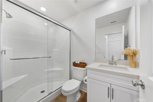 16432 Whittier Boulevard 2, Whittier, CA 90603