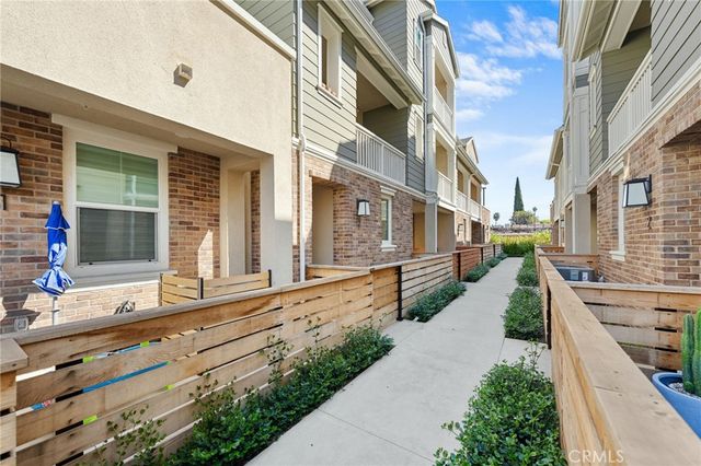 16432 Whittier Boulevard 2, Whittier, CA 90603