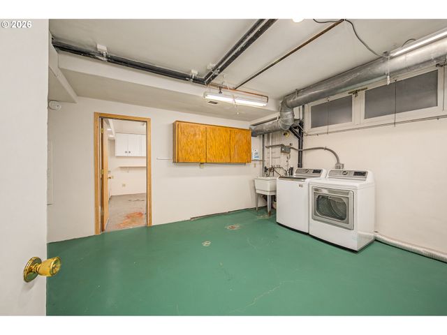 2540 LINCOLN St, Eugene, OR 97405