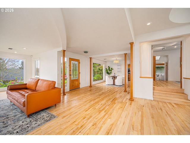 2540 LINCOLN St, Eugene, OR 97405