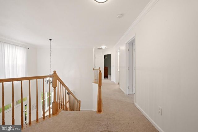 49 PEBBLE CIR, Charles Town, WV 25414