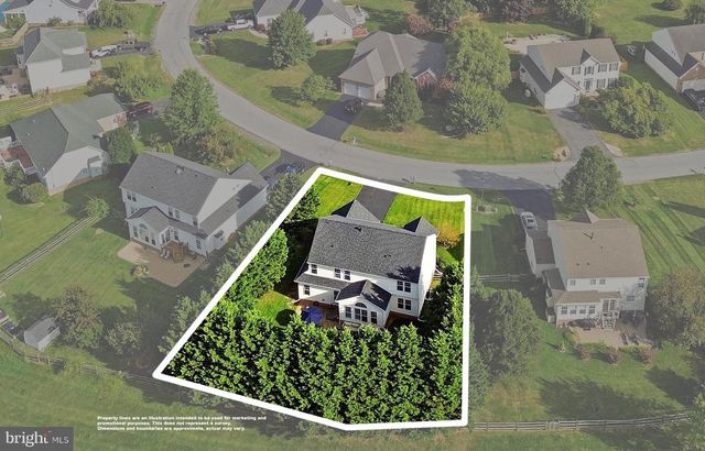 49 PEBBLE CIR, Charles Town, WV 25414