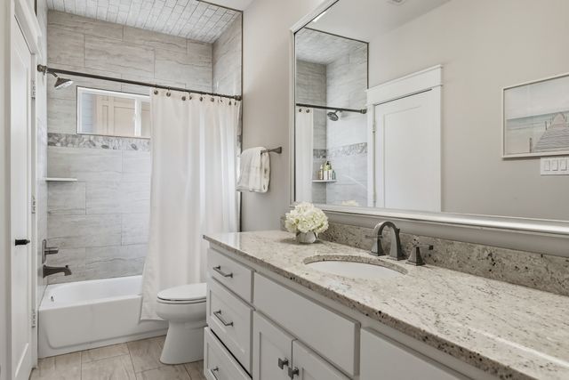 6840 Casa Loma Avenue, Dallas, TX 75214